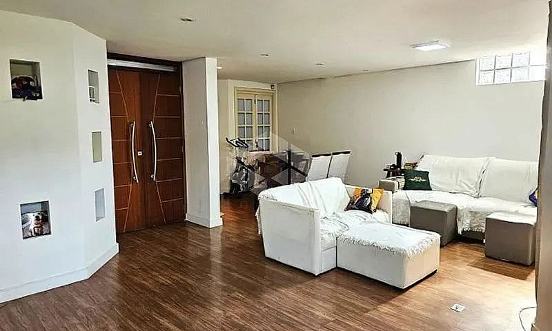 Casa Em Gloria...