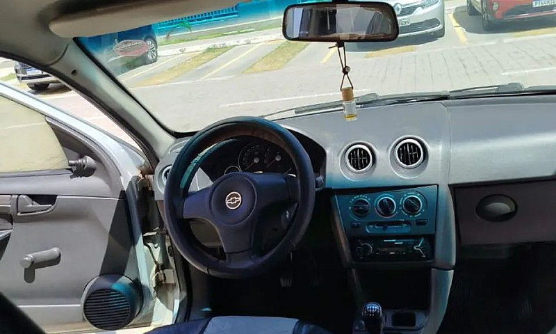 Chevrolet Prisma Sed...