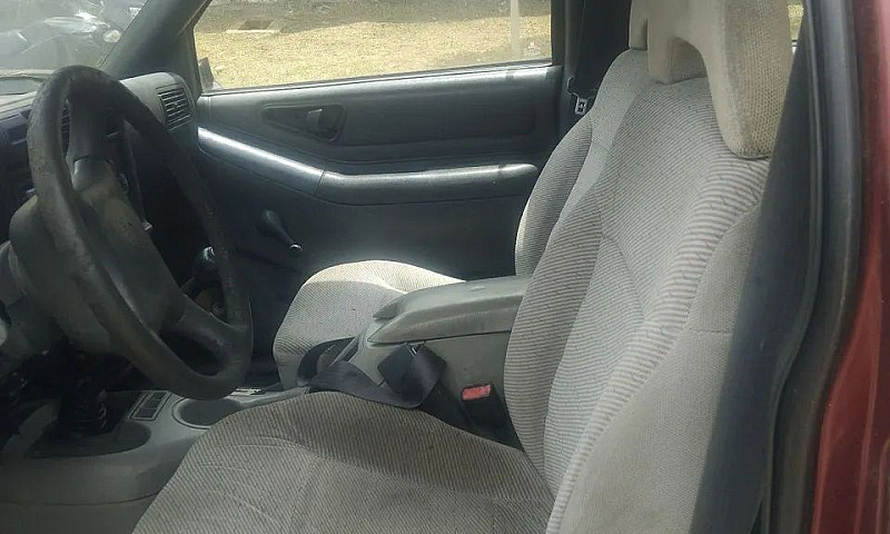 Chevrolet S10 Blazer...