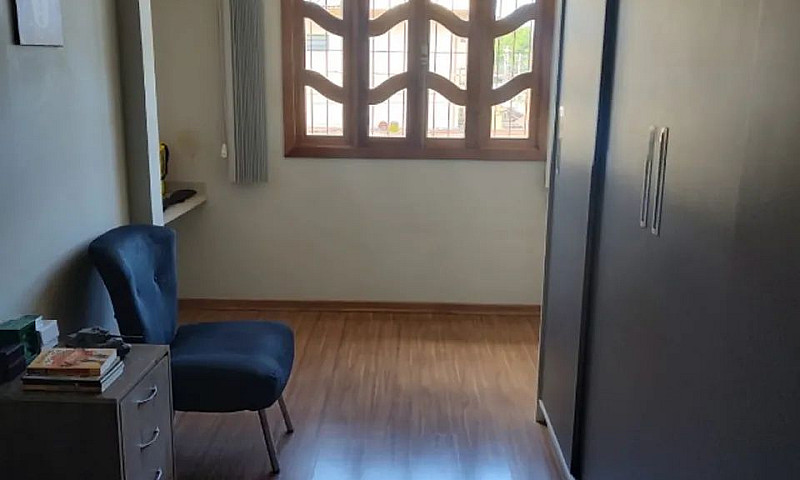 Casa 4 Quartos Ampla...