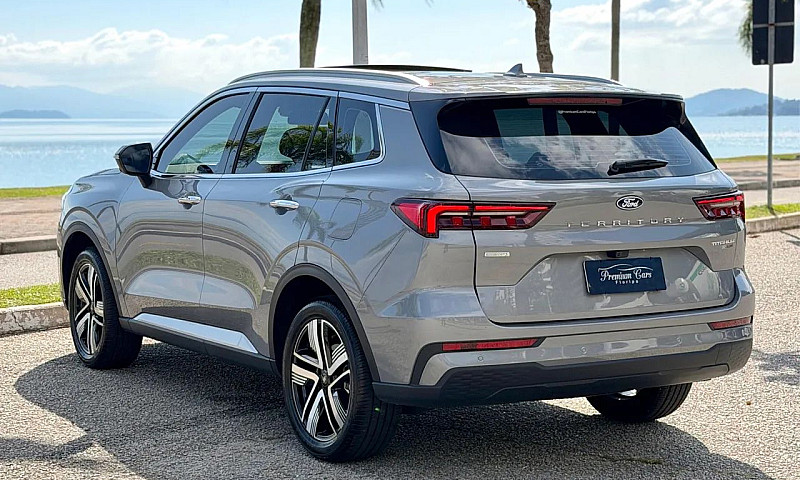 Ford Territory Titan...