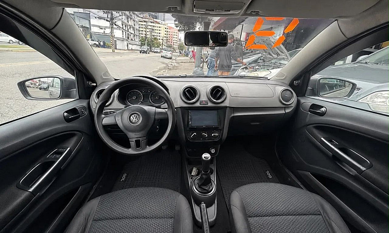 Volkswagen Voyage Co...