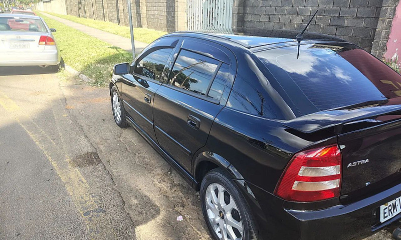 Chevrolet Astra Adva...