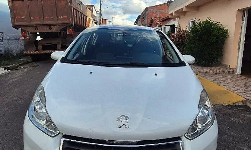 Peugeot 208 Allure 1...