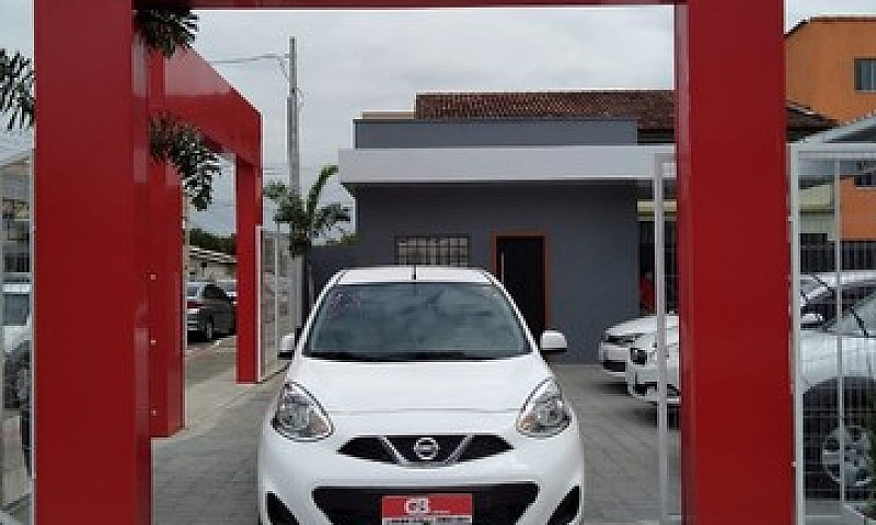Nissan March  201718...
