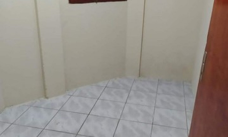 Aluga-Se Apartamento...