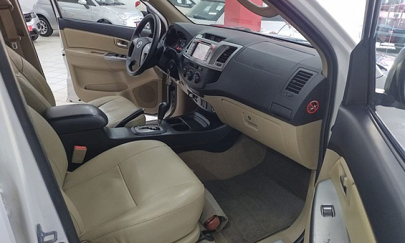 Hilux Sw4 Sr 4X2 2.7...