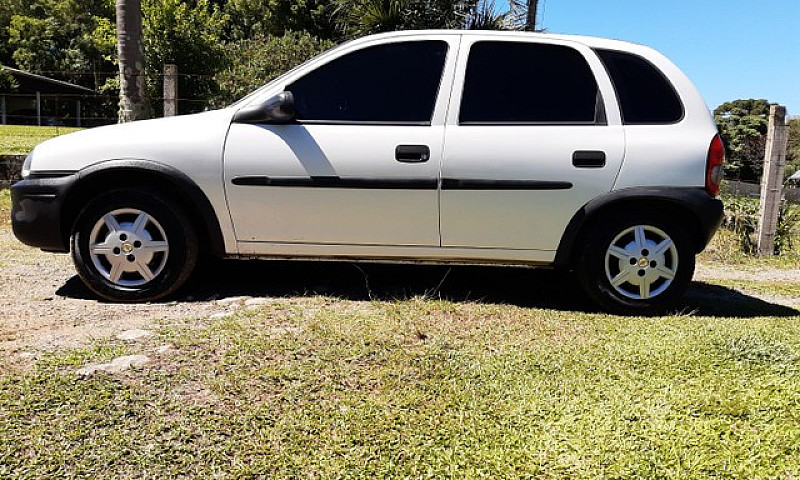 Vendo Corsa Ano 2001...