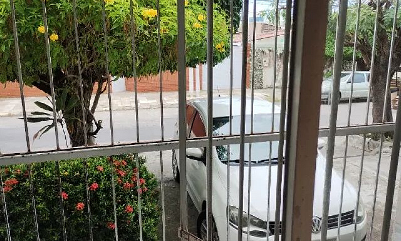 Mangabeiras, Térreo,...