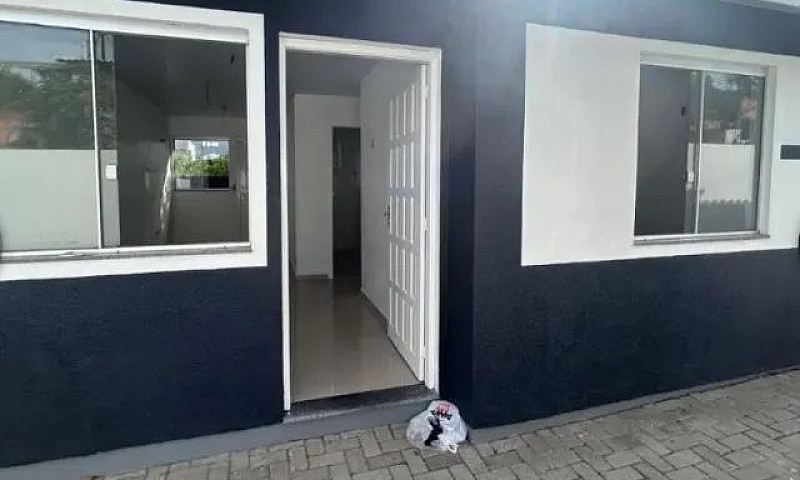 Casas Novas Com Vaga...