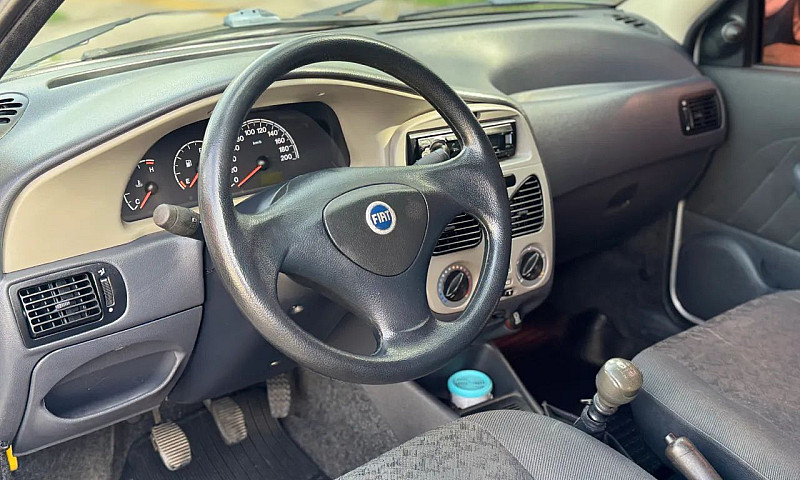 Fiat Palio 1.0/ Trof...