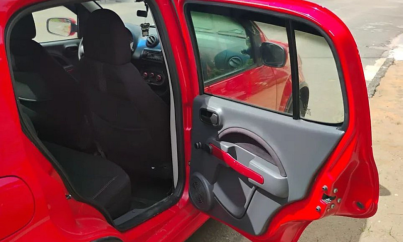 Fiat Uno Sporting 1....