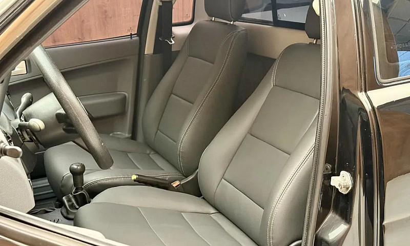 Volkswagen Saveiro S...