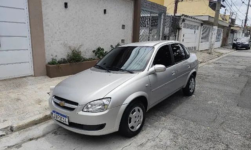 Chevrolet Classic Li...