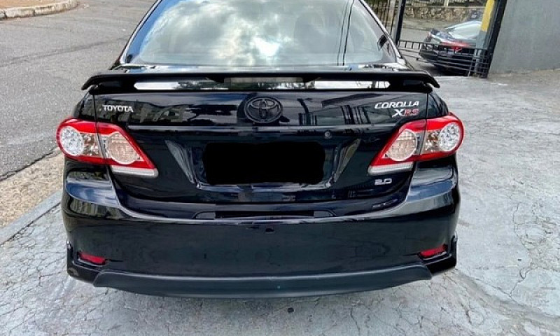 Vende-Se Um Toyota C...