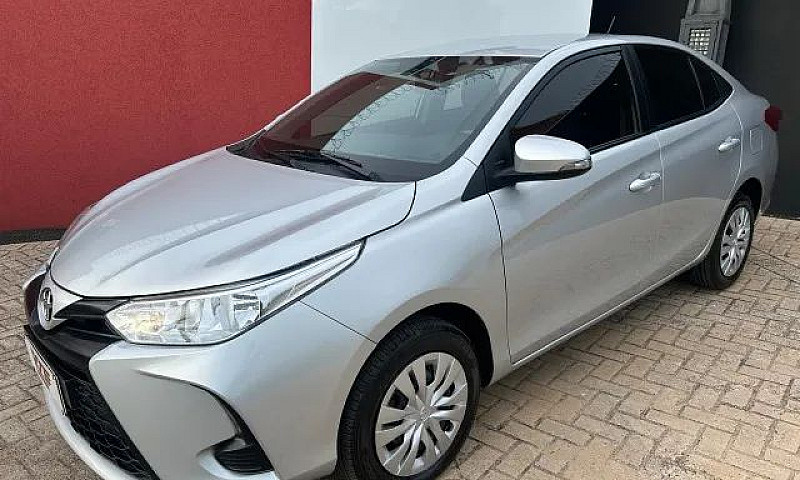 Toyota Yaris Xl Seda...