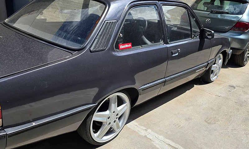 Chevrolet Chevette L...