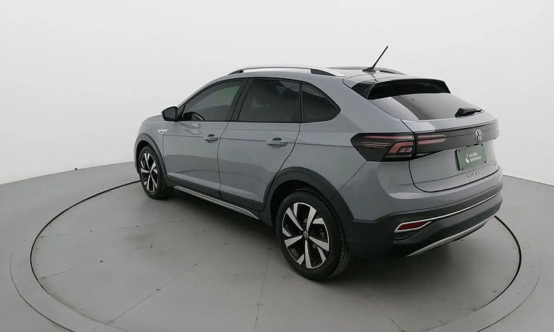 Volkswagen Nivus Hig...