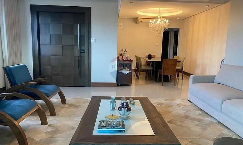 Apartamento De Alto ...