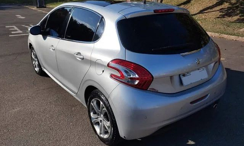 Peugeot 208 Griffe 1...
