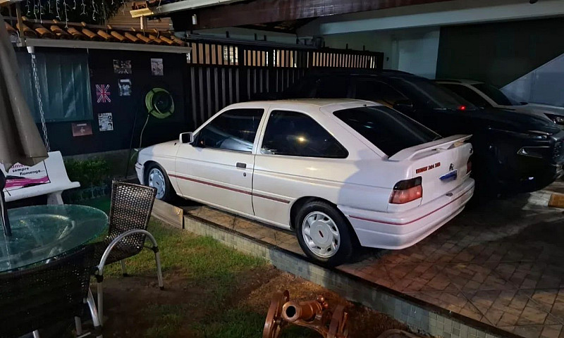 Ford Escort Xr3 2.0I...