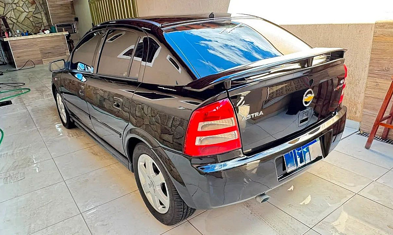 Chevrolet Astra Adva...