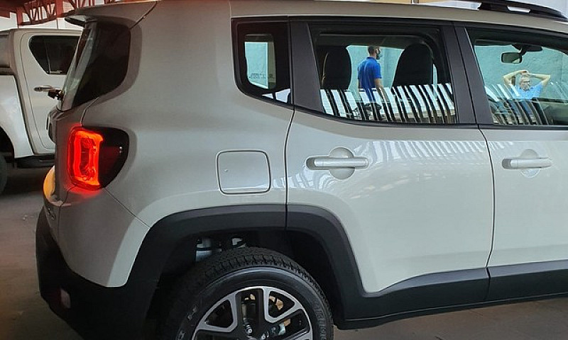 Jeep Renegade Longit...