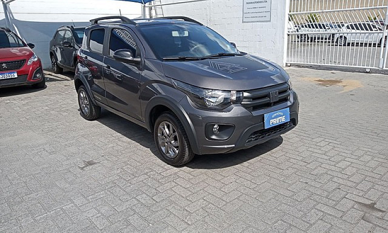 Fiat Mobi Trekking 1...