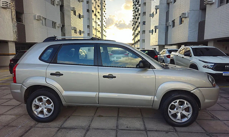Tucson Gls 2.0 Autom...