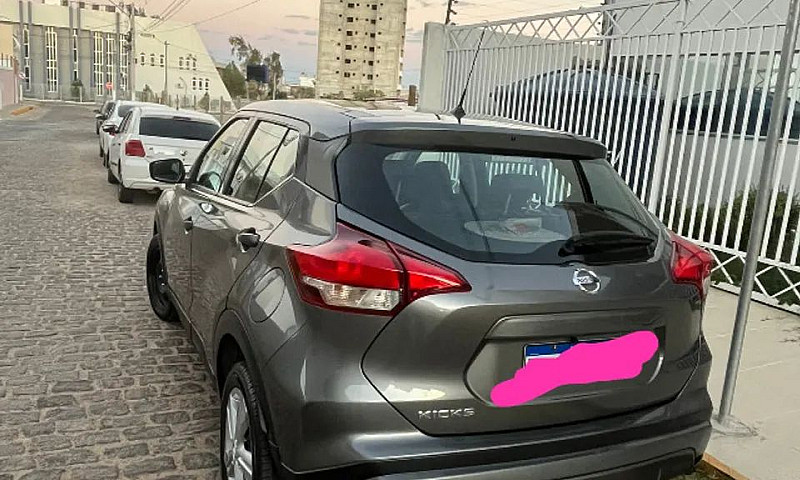 Nissan Kicks Active ...