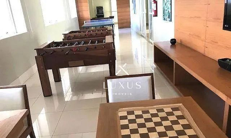 Apartamento 220 Metr...