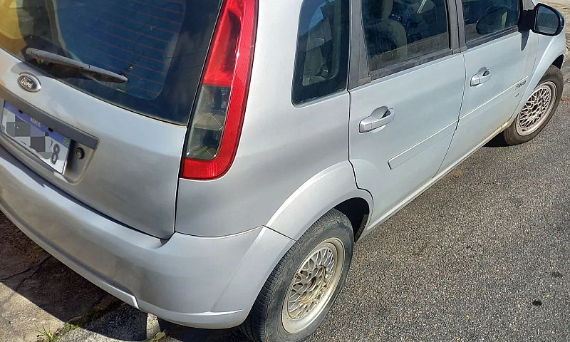 Ford Fiesta 1.0 8V F...