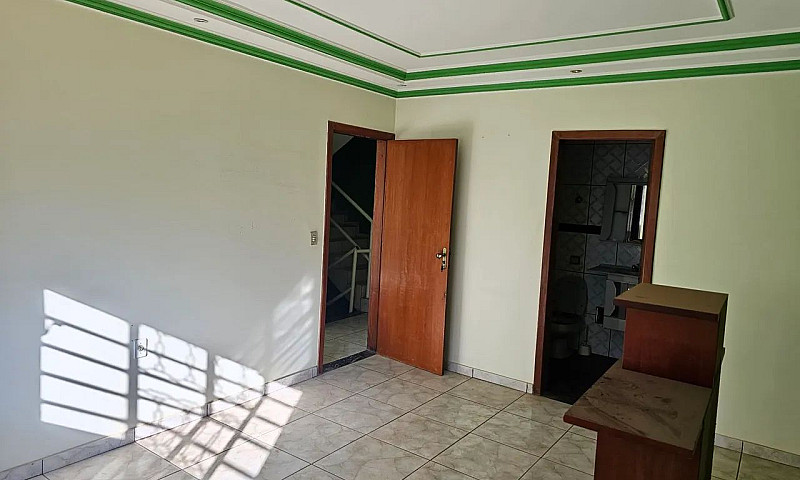 Sobrado Na Qs 16 Bem...
