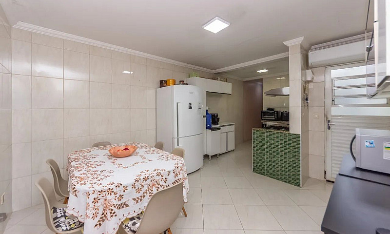Casa Para Venda Em I...