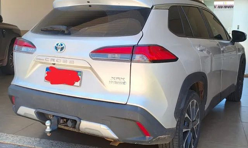 Toyota Corolla Cross...