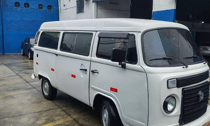 Volkswagen Kombi Lot...