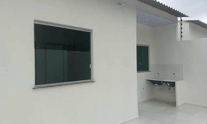Ampla Casa No Manoa....