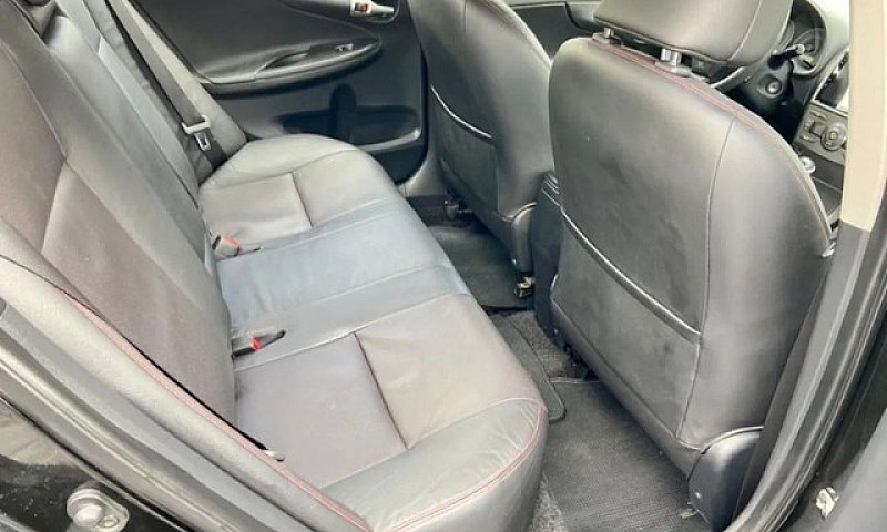 Vende-Se Um Toyota C...
