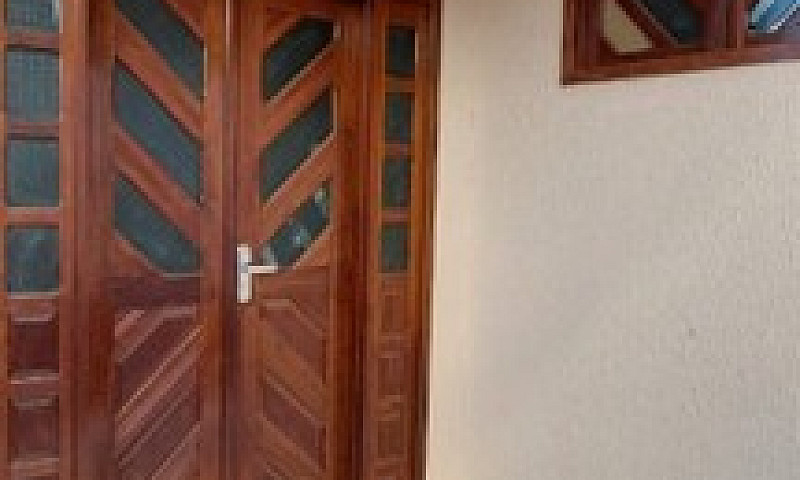 Casa Com 01 Suíte + ...
