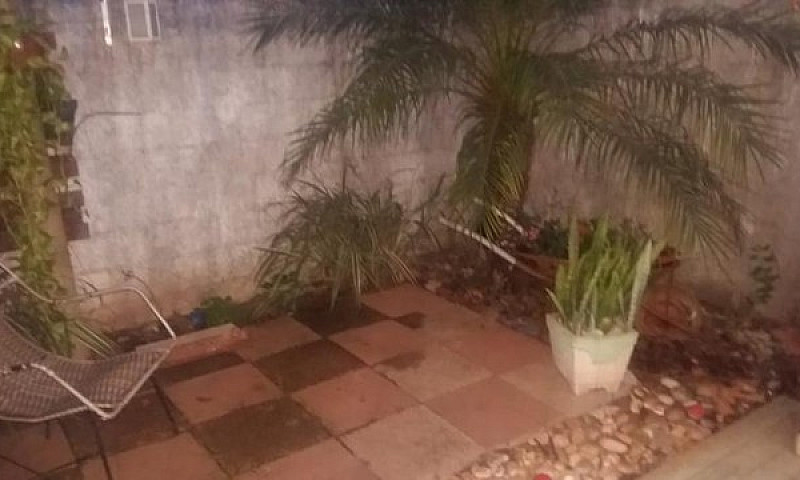 Casa Com 3 Quarto(S)...