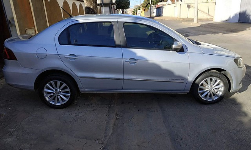 Volkswagen Voyage 1....
