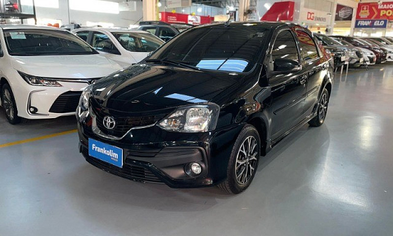 Toyota Etios Sedan P...