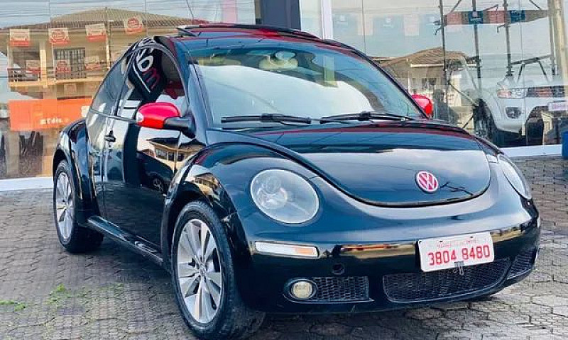 Volkswagen New Beetl...