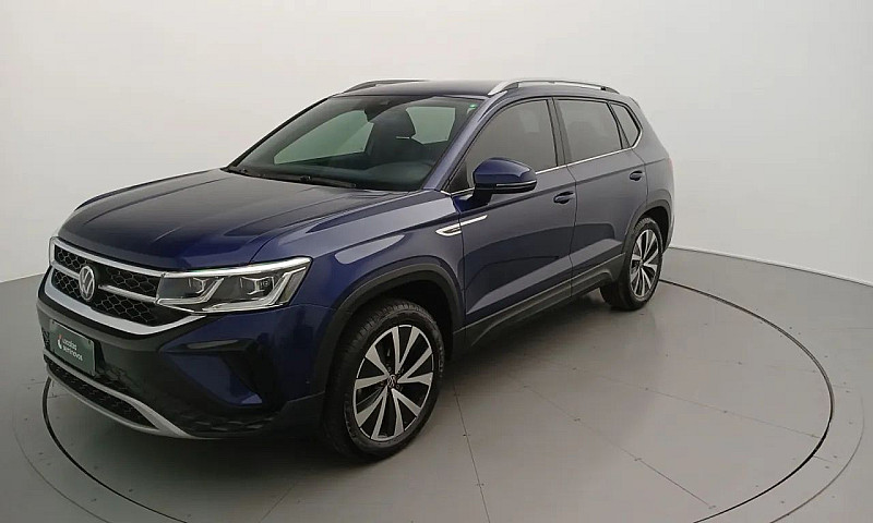 Volkswagen Taos 2023...