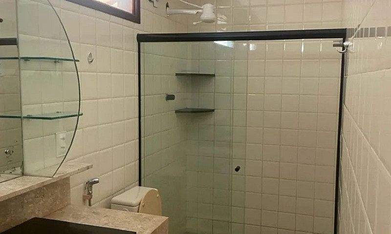 Casa Com Piscina Par...