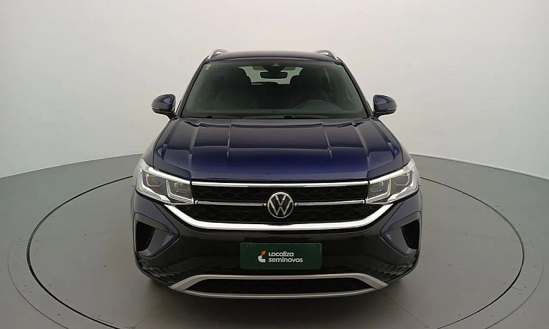 Volkswagen Taos 2023...