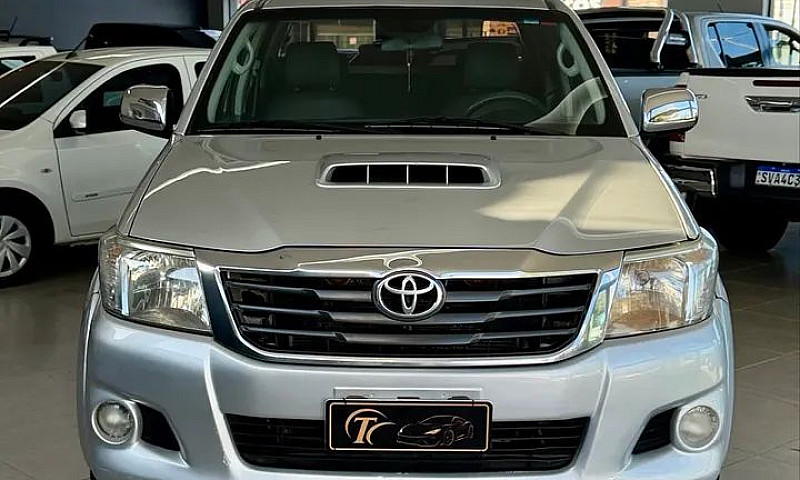 Toyota Hilux Cd Sr D...