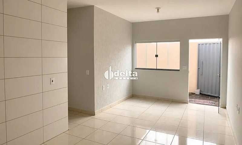 Casa Com 2 Quartos S...