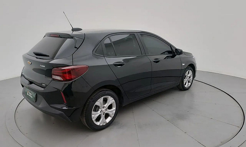 Chevrolet Onix Hatch...