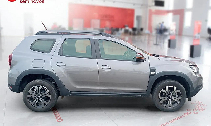 Renault Duster Iconi...